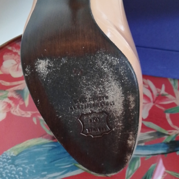 Stuart Weitzman Platswoon Cream Patent Leather - Picture 12 of 14